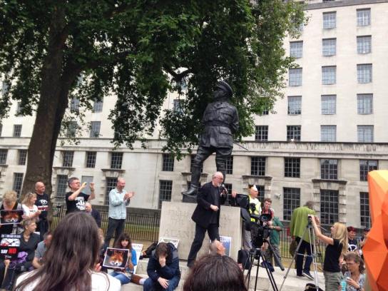 10654171_677592792340737_1200287077_n